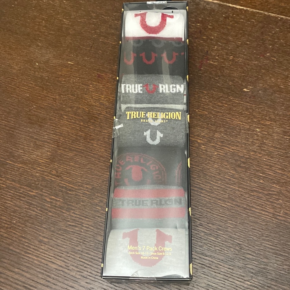 Brand new true religion socks never worn size M 8.5-12